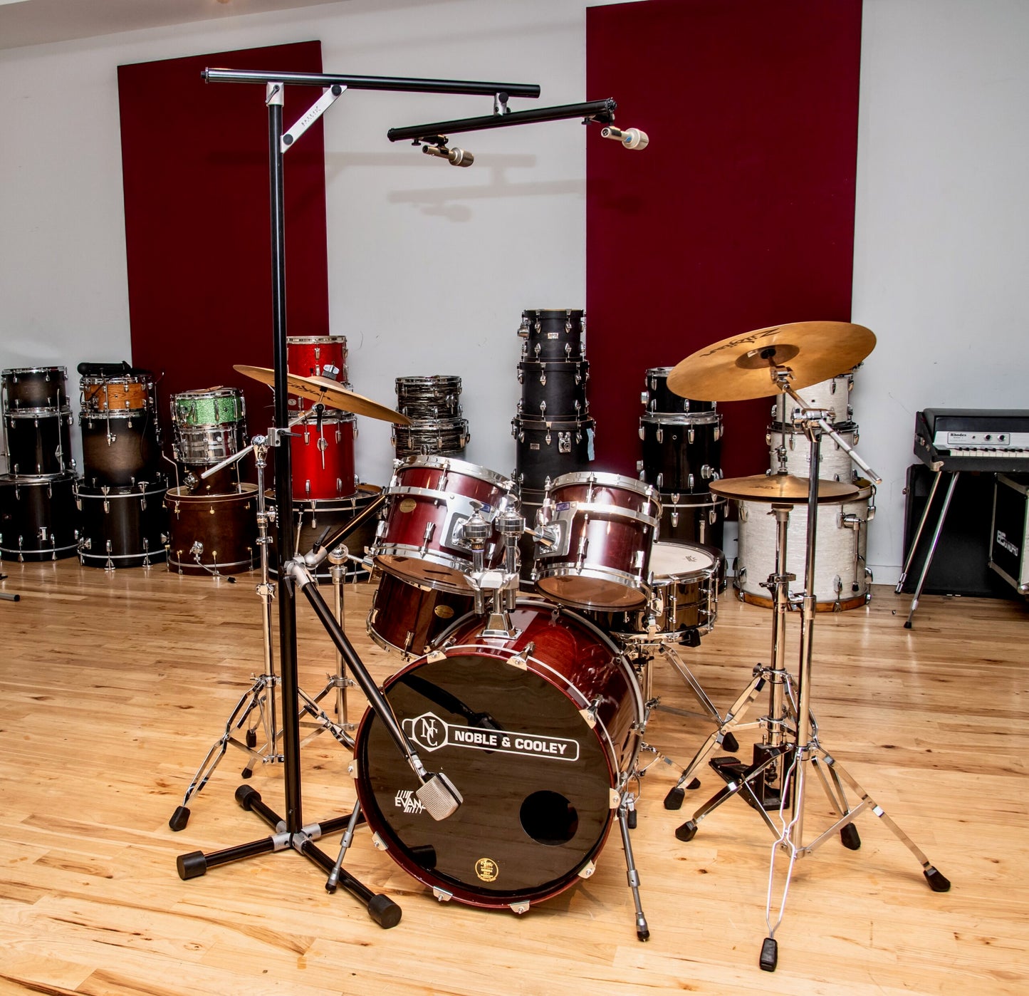 Base 4 Stands Big Tree Stereo Kit in a studio