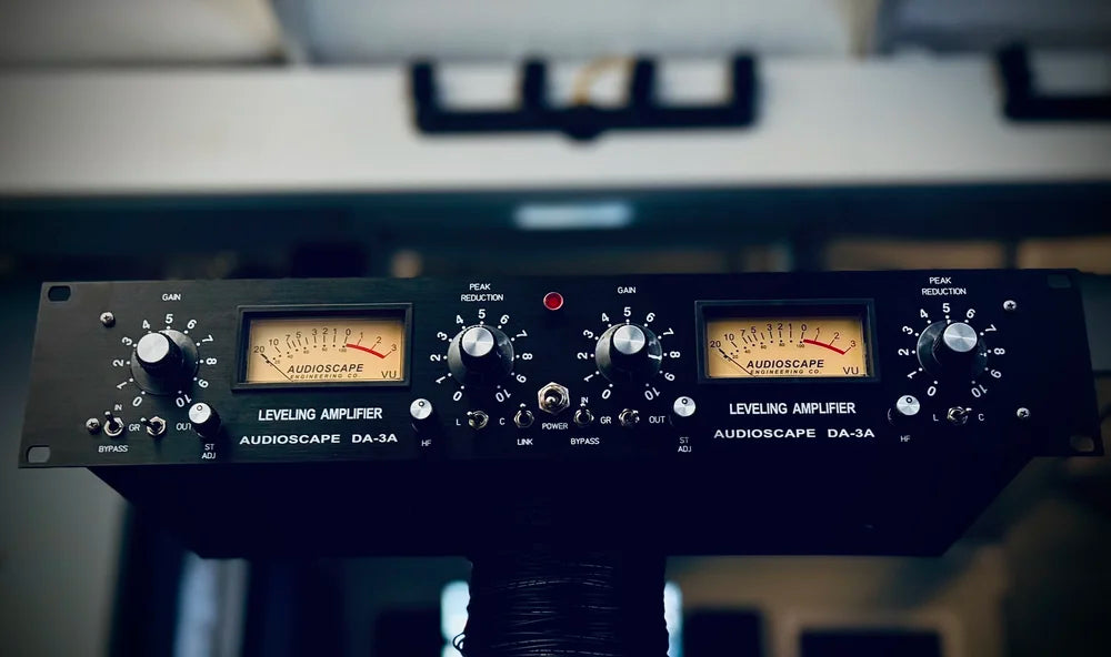 DA-3A Dual-Channel Optical Leveling Amplifier