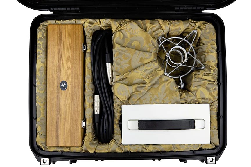 Monheim Crème Tube Condenser Microphone